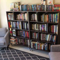 Image of books at the Business Centre